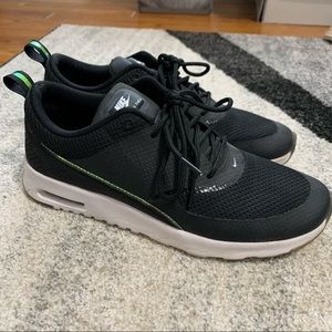 Nike Air Max Theas